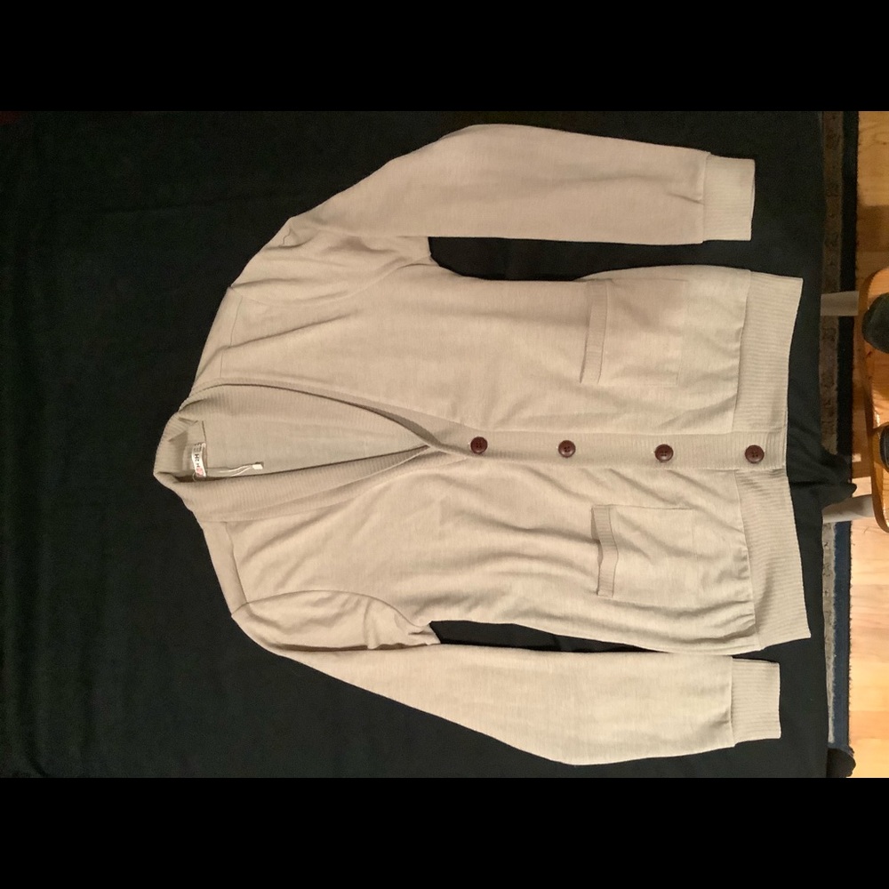 Cardigan sweater Men’s small tan